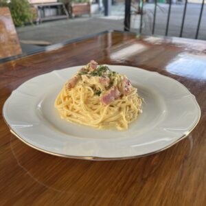 パルミジャーノの濃厚カルボナーラ